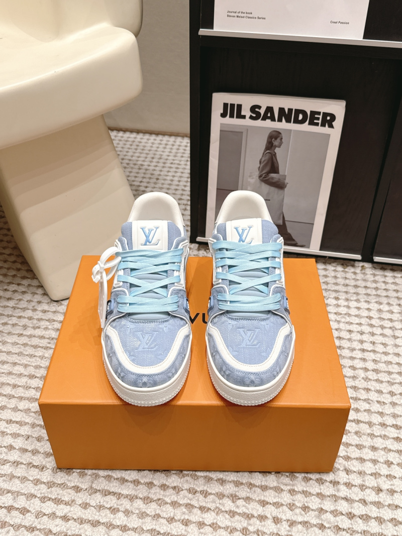 Кроссовки LV Trainer голубые Louis Vuitton