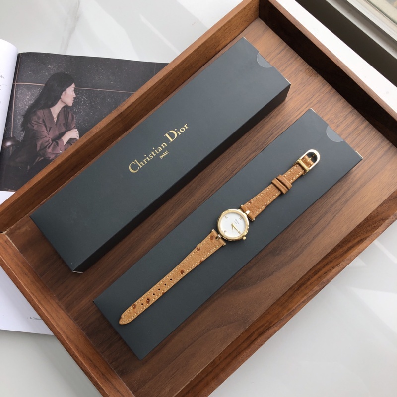 Часы Dior