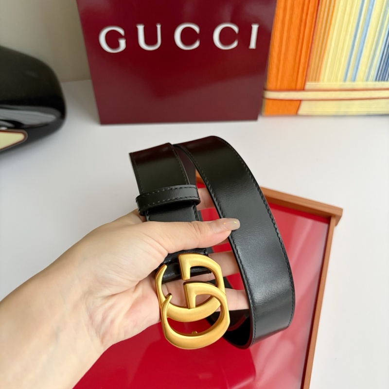 Черный кожаный ремень Gucci с двойной пряжкой
