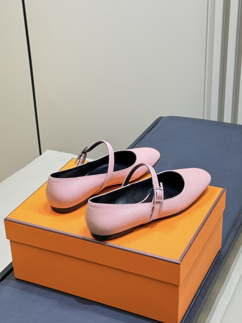 Женские туфли-лодочки с ремешком Hermès