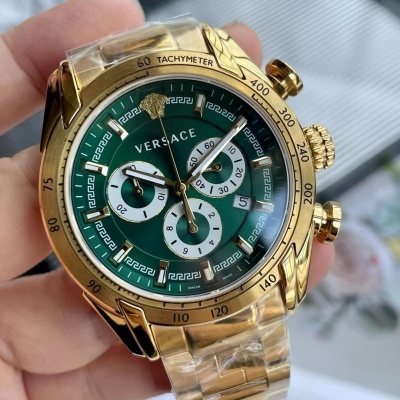 Часы Versace