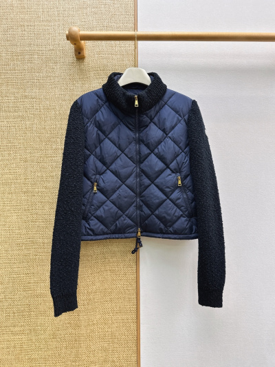 Пуховик Moncler