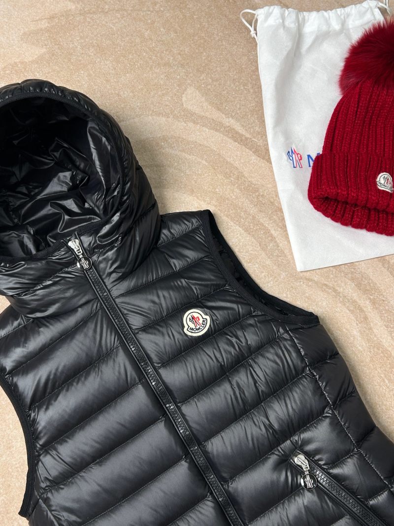 Жилет Moncler