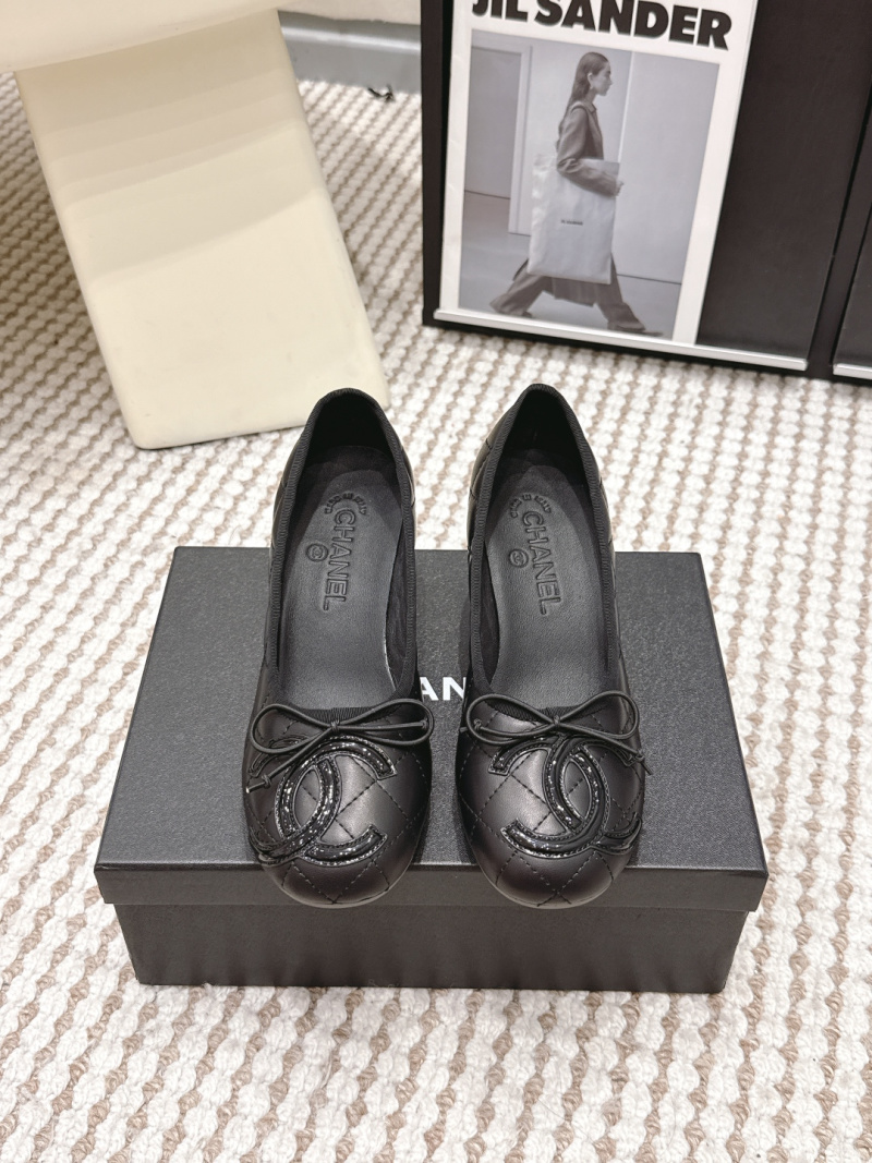 Женские черные балетки Chanel