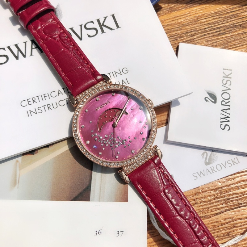 Часы Swarovski