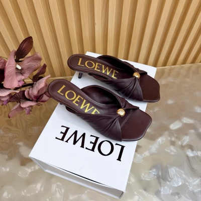 Женские туфли Loewe с каблуком