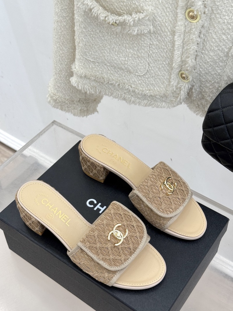 Женские туфли-мюли вязаные с декоративной пряжкой Chanel
