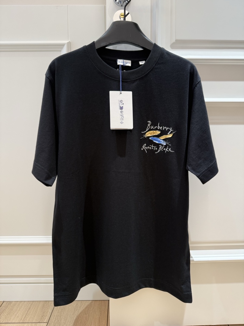Футболка Burberry с вышивкой «Перья» (The Birds x Quentin Blake)