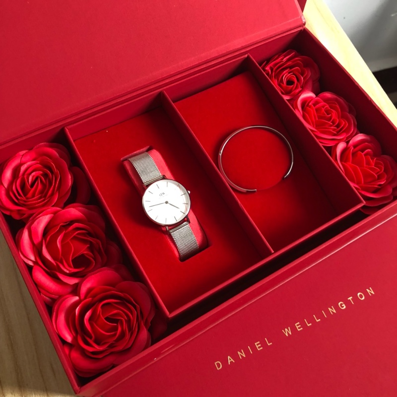 Часы Daniel Wellington