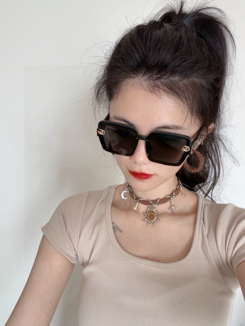 Солнцезащитные очки Gucci G6130 квадратные