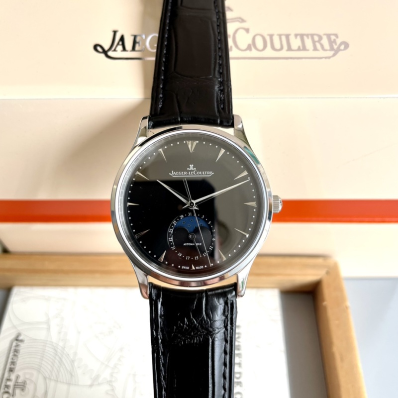 Часы Jaeger-LeCoultre