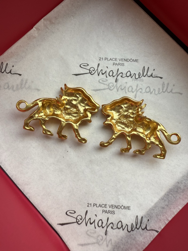 Серьги в виде львов Schiaparelli
