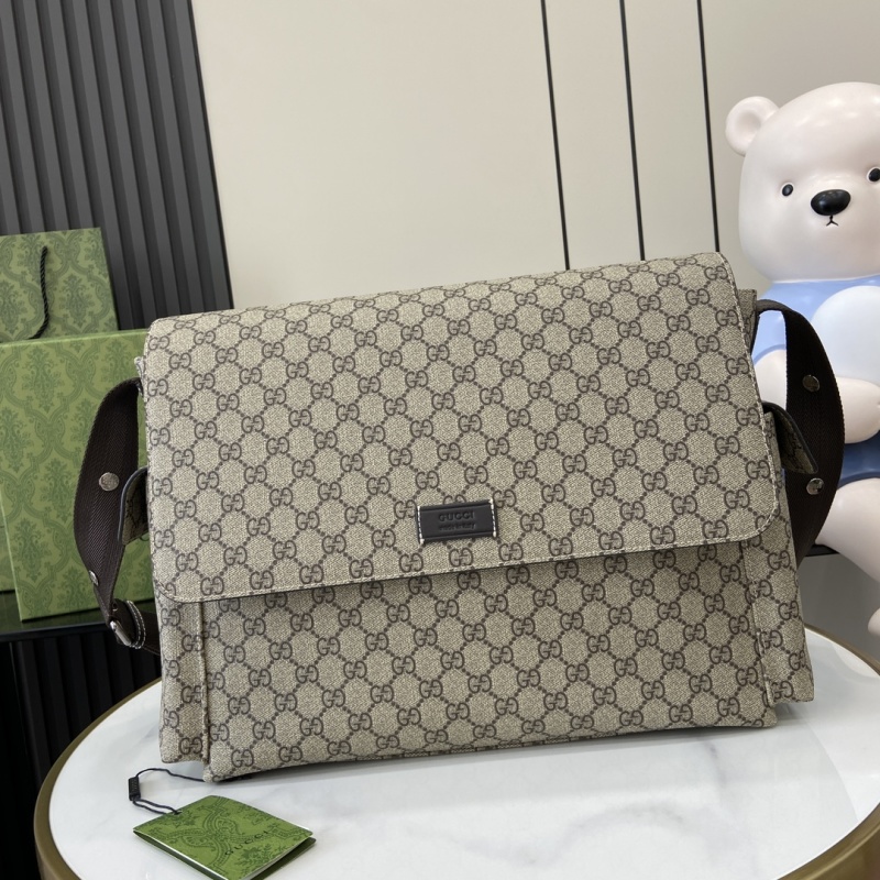 Сумка Gucci с монограммой