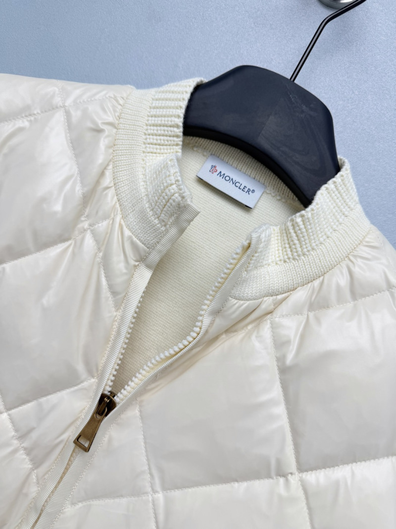 Куртка Moncler с ромбовидной стёганой отделкой