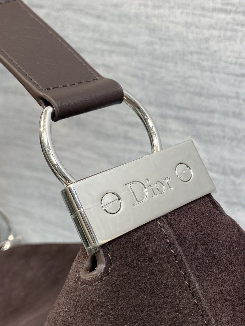 Сумка Dior из замши с ремнем