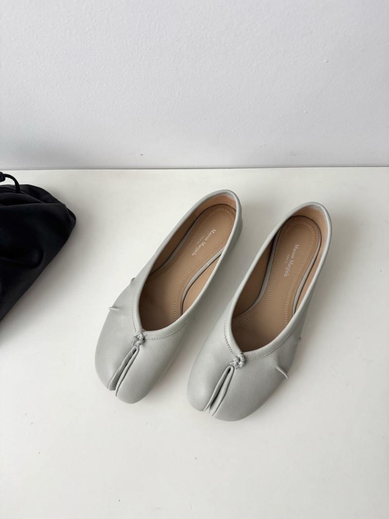 Женские балетки Maison Margiela в стиле Tabi