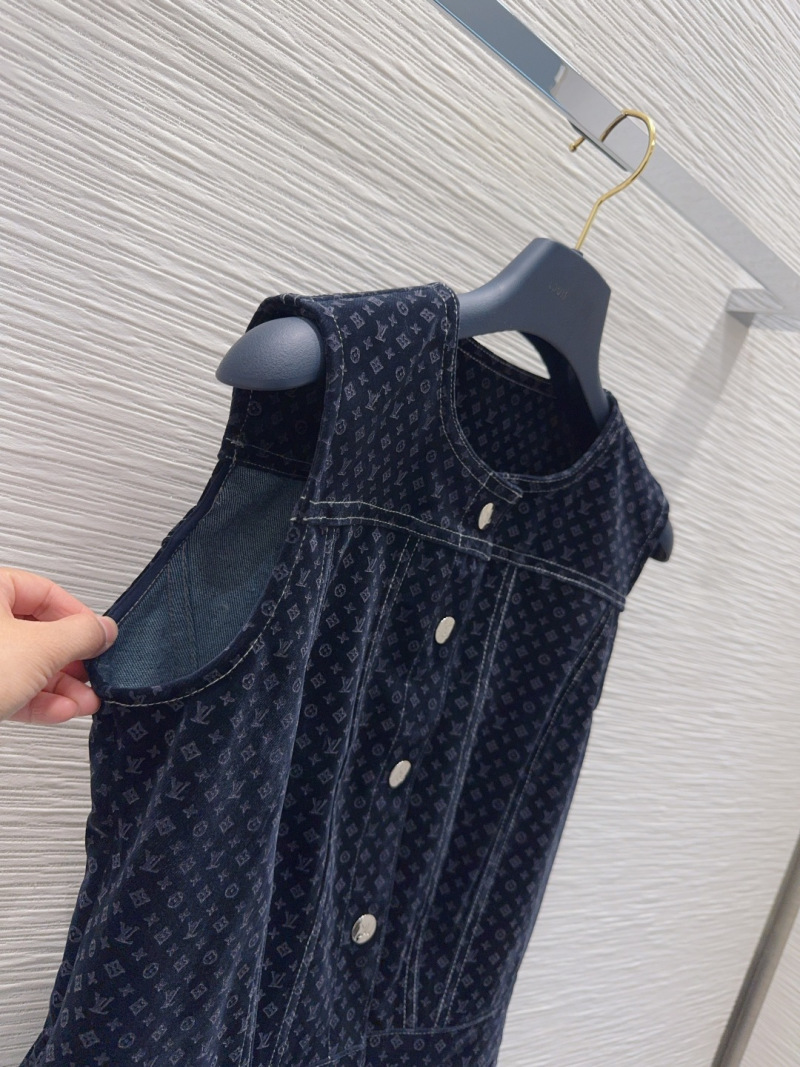 Платья Louis Vuitton