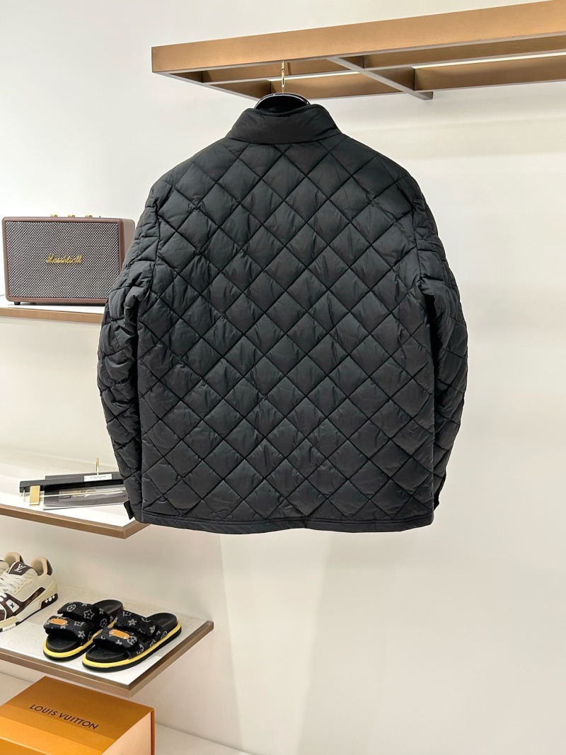 Пуховик Moncler