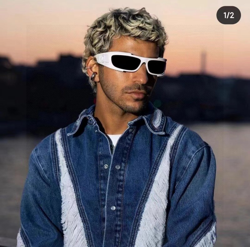 Солнцезащитные очки Versace белые