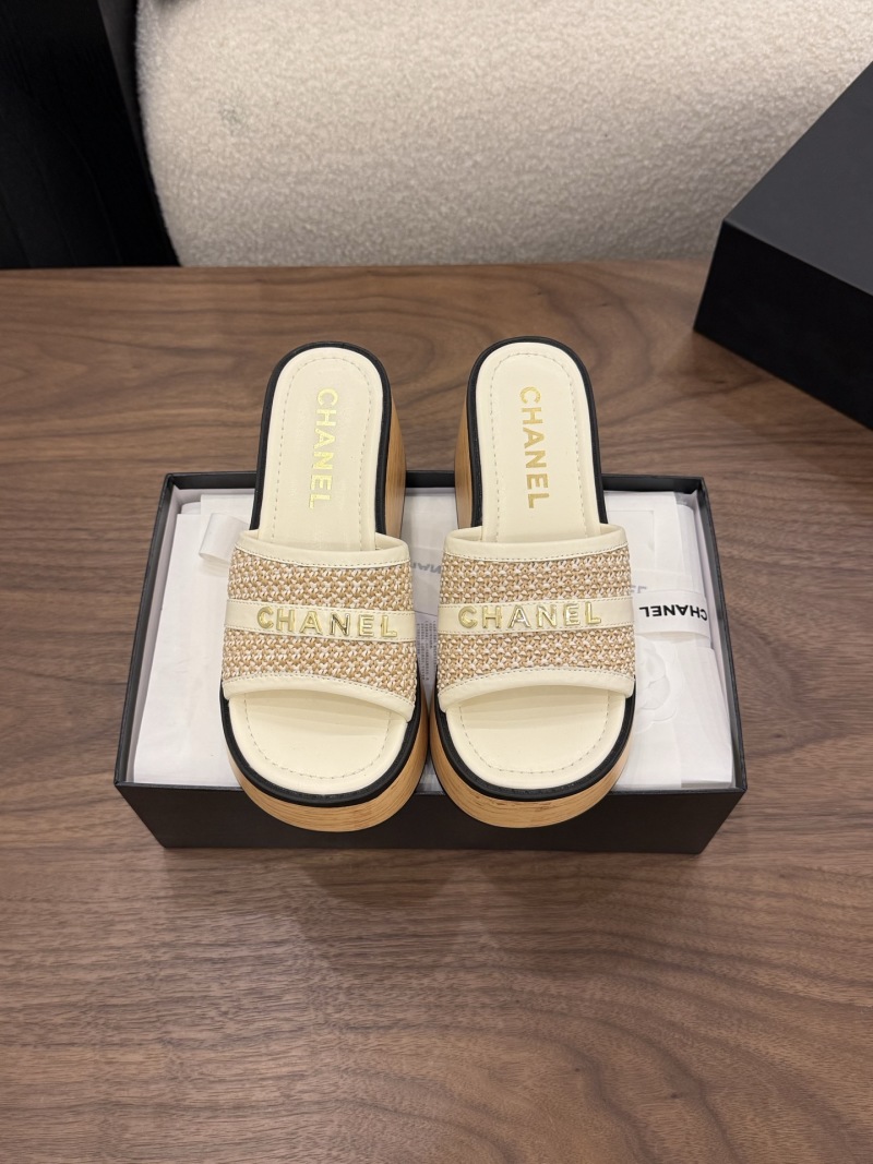 Женские мюли на платформе с логотипом Chanel