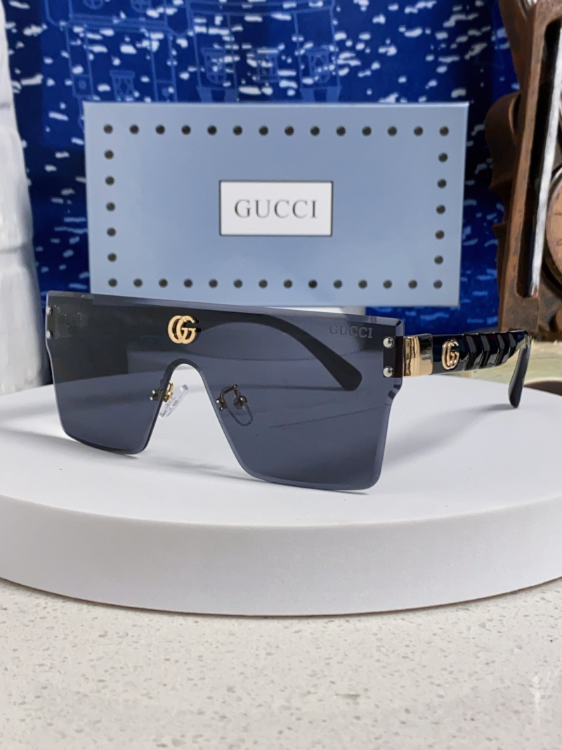 Солнцезащитные очки Gucci