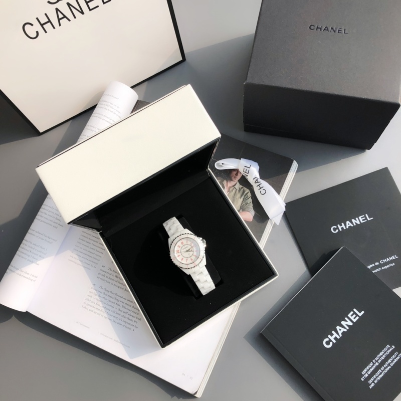 Часы Chanel