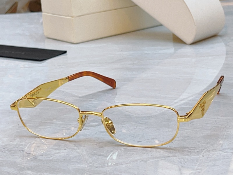 Солнцезащитные очки Prada PR D51S
