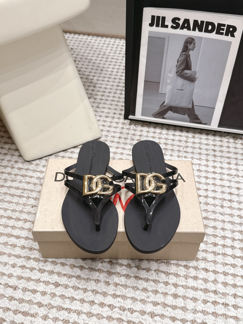 Женские черные шлепанцы с золотистой пряжкой Dolce & Gabbana