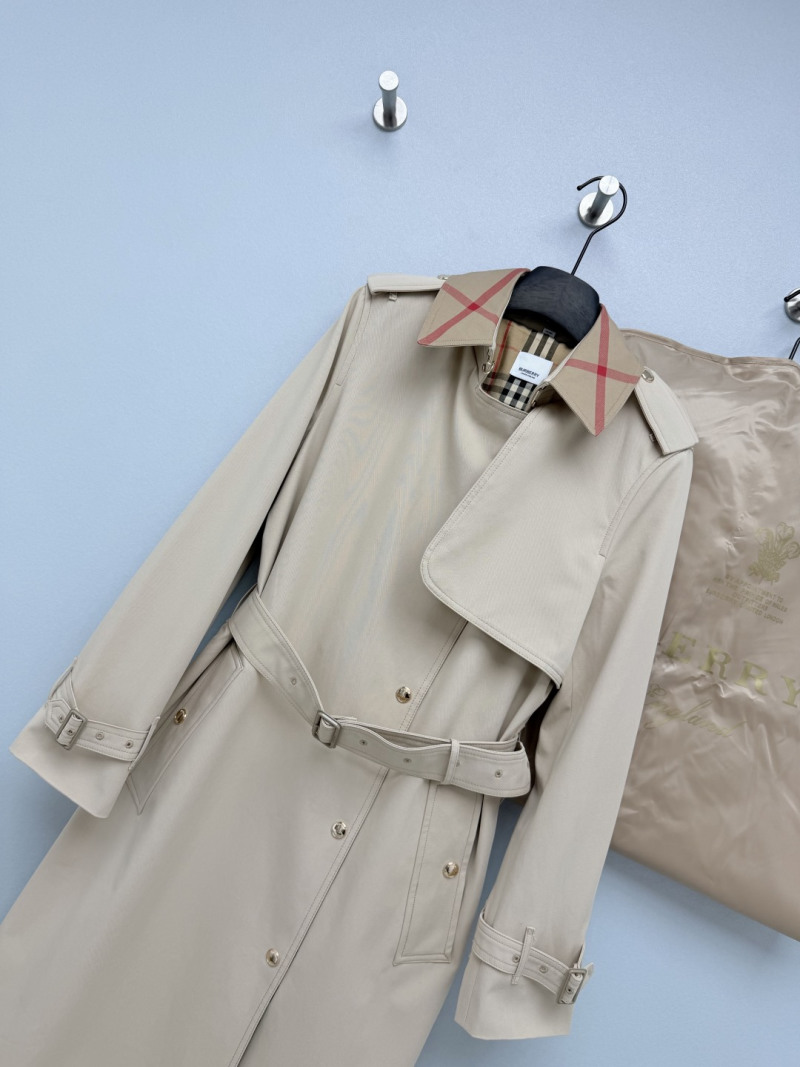 Классический тренч Burberry светло-бежевый