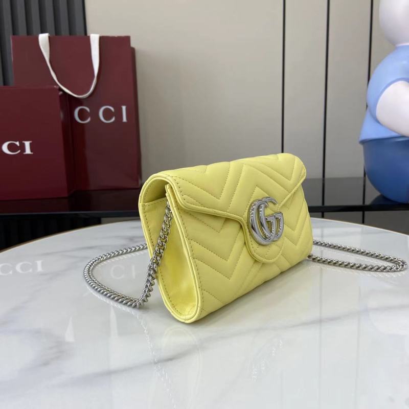 Желтое портмоне Gucci с цепочкой