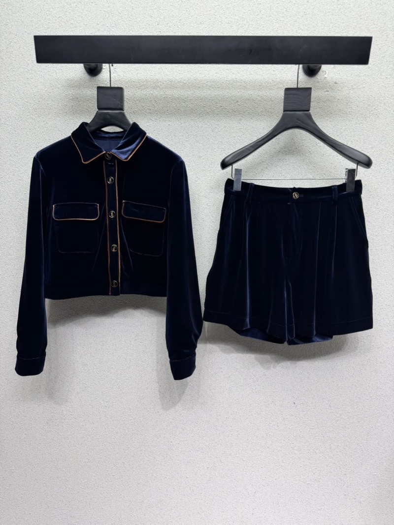 Синий бархатный комплект: жакет и шорты Saint Laurent