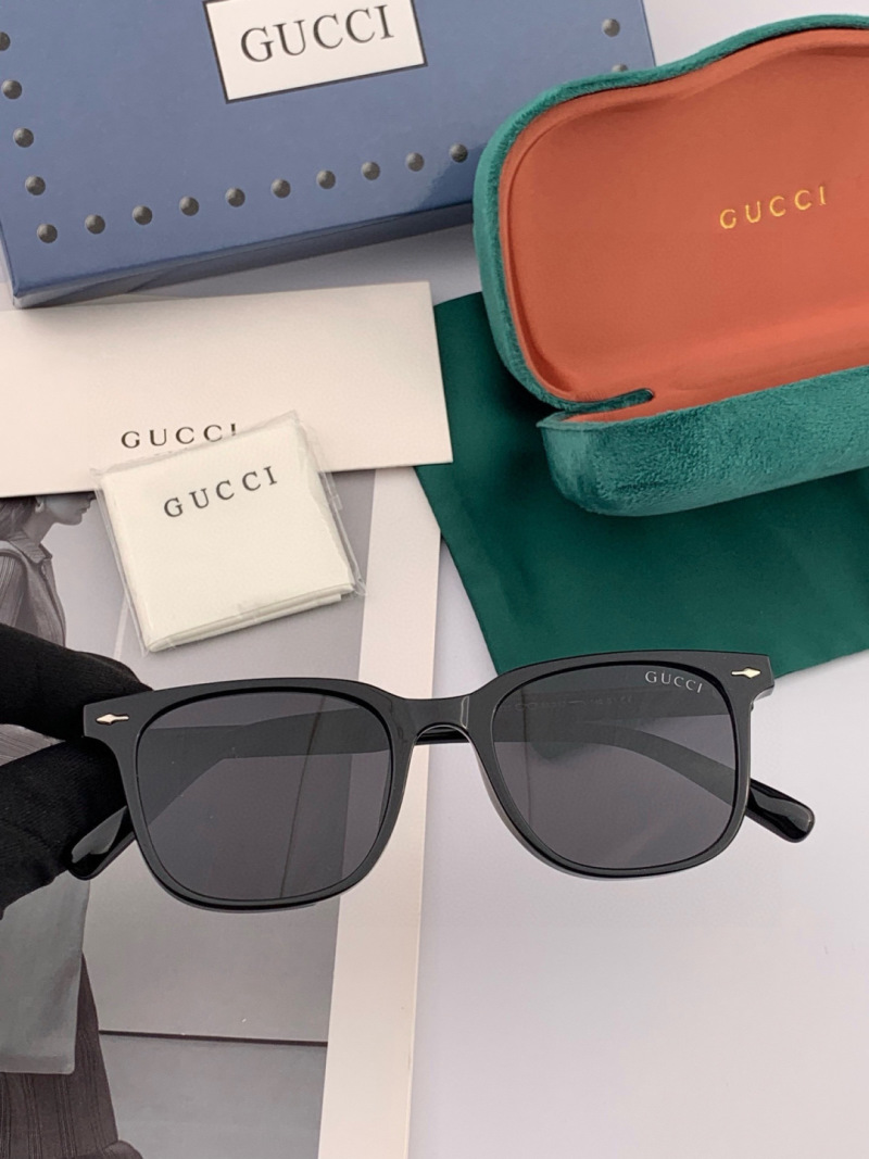 Gucci Чёрные квадратные поляризованные очки