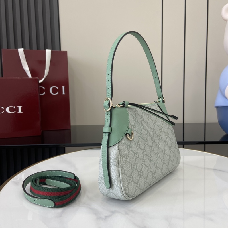 Сумка Gucci с монограммой и ремнем