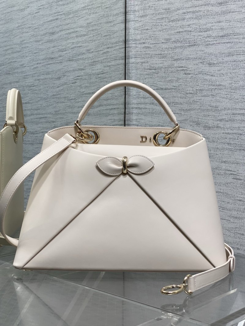 Сумка Dior белая с бантом