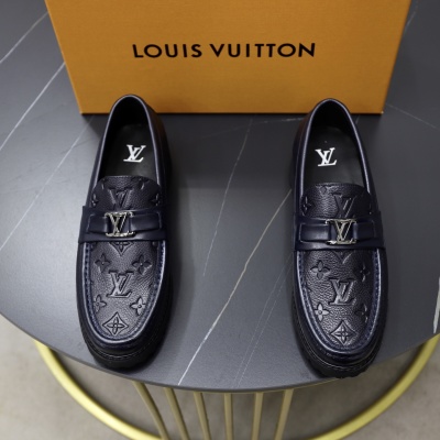 Мужские кожаные туфли Louis Vuitton