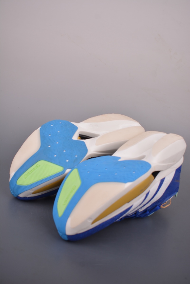 Кроссовки Adidas