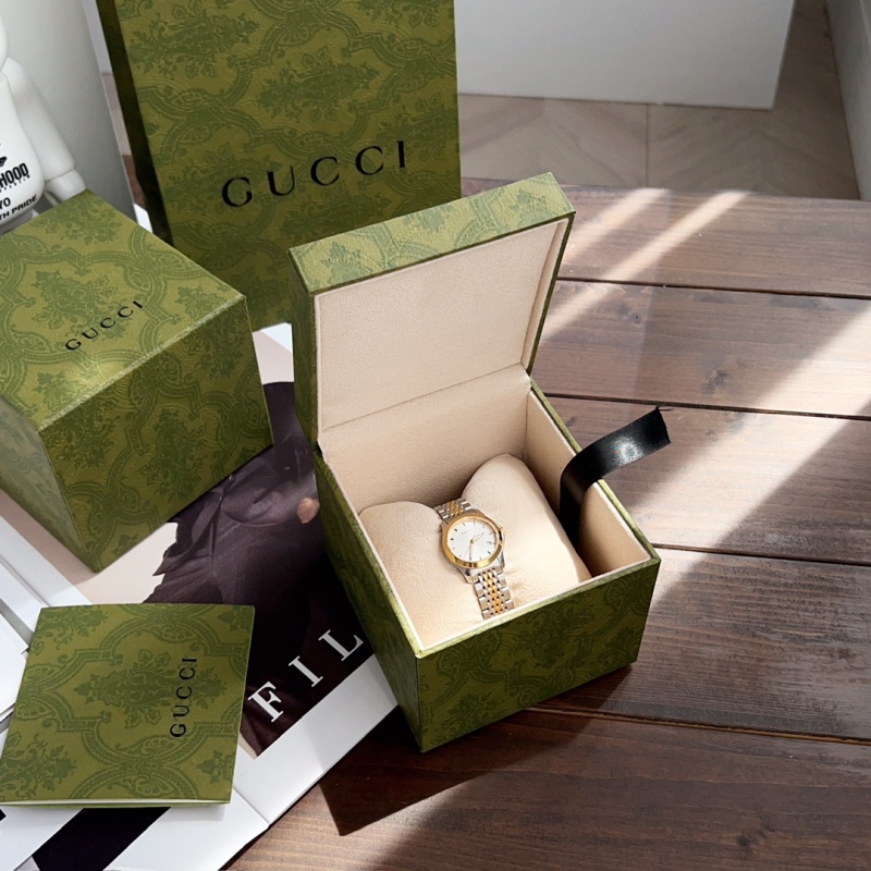 Часы Gucci