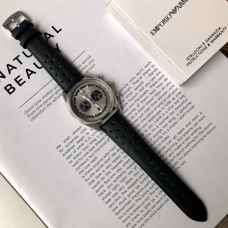 Часы Armani
