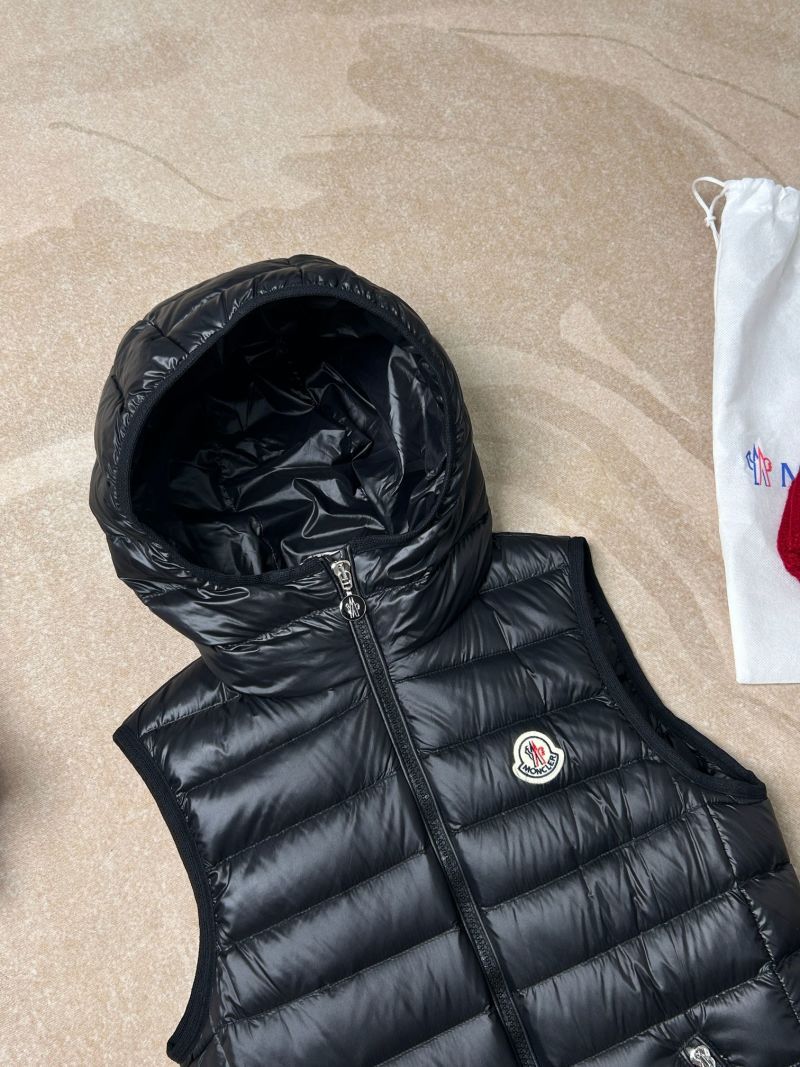 Жилет Moncler