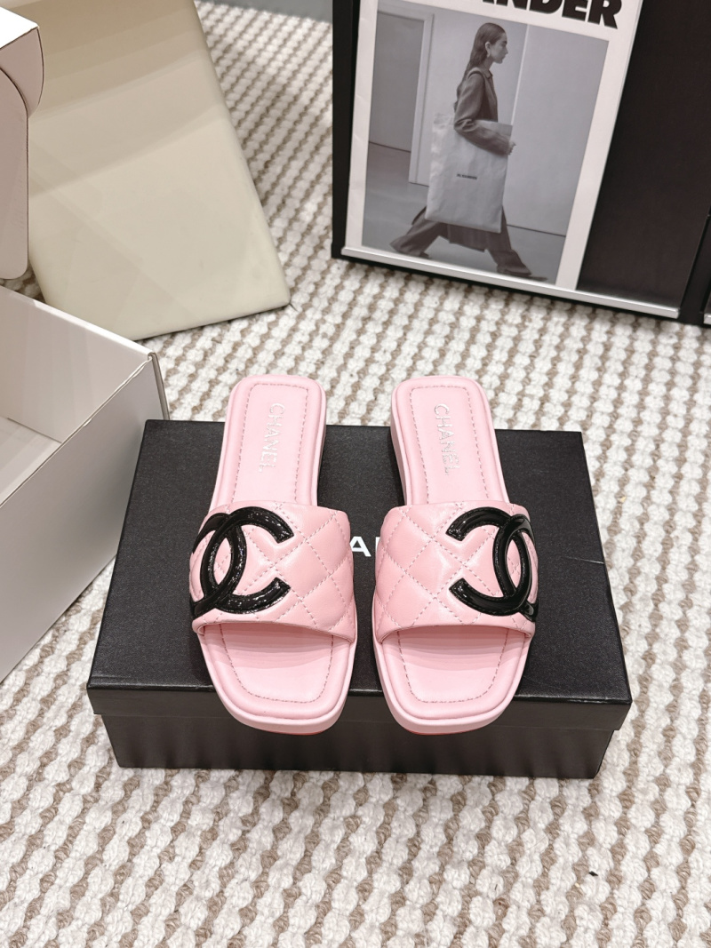 Женские розовые шлёпанцы со стеганым узором Chanel