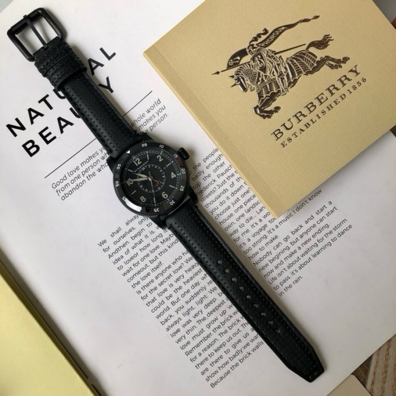 Часы Burberry