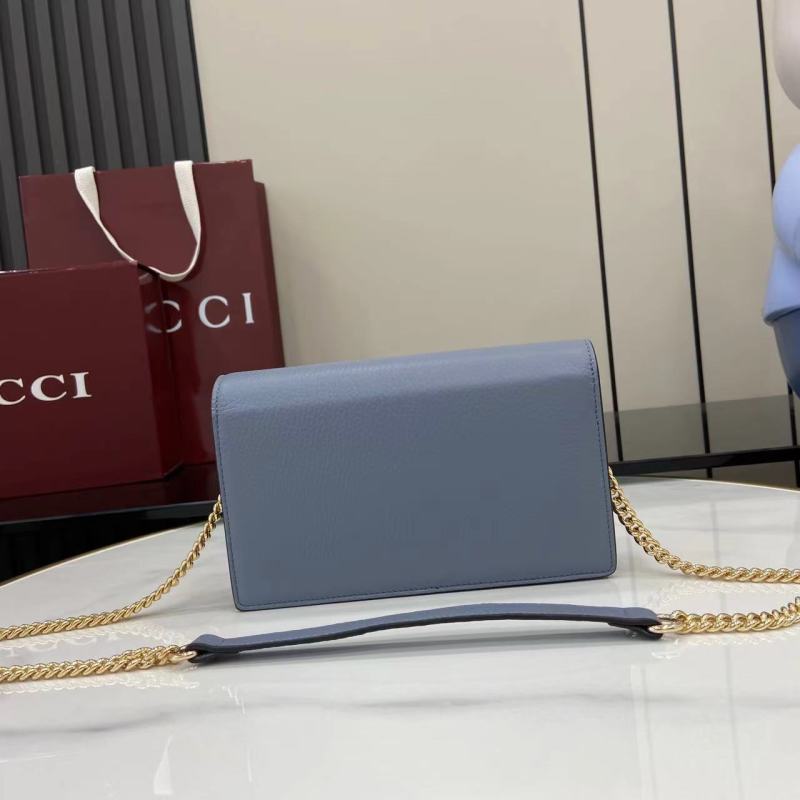 Сумка Gucci с цепочкой