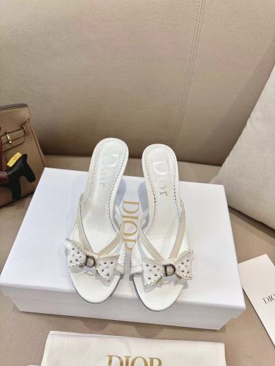 Женские мюли Dior с бантом и заклепками