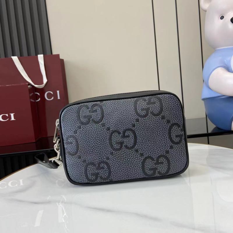 Клатч Gucci с логотипом GG