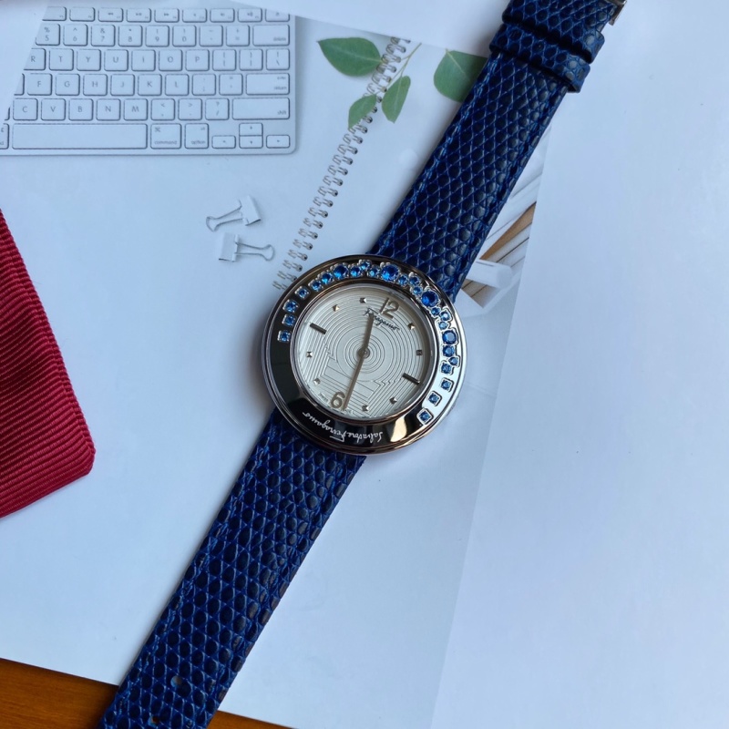 Часы Ferragamo