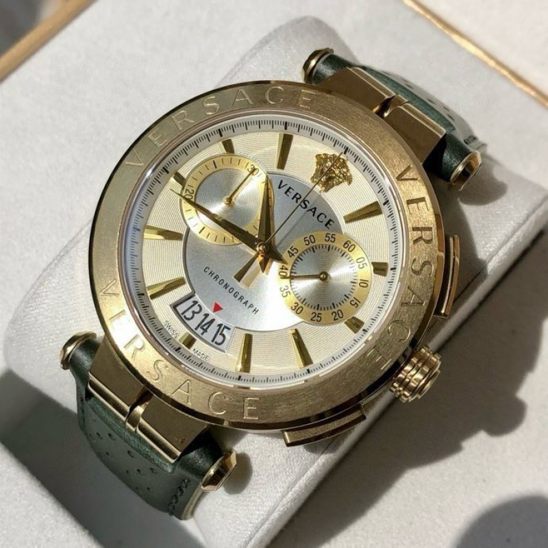 Часы Versace