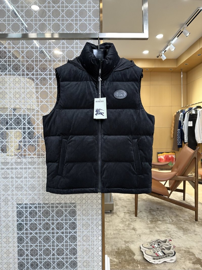 Жилеты Burberry