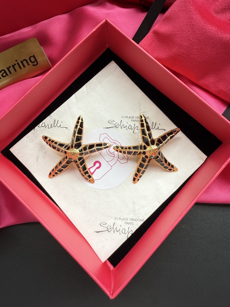 Серьги в форме звезды Schiaparelli