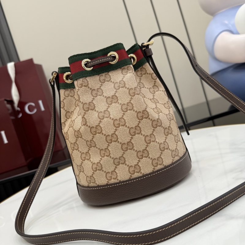 Сумка Gucci Bucket Bag GG Canvas