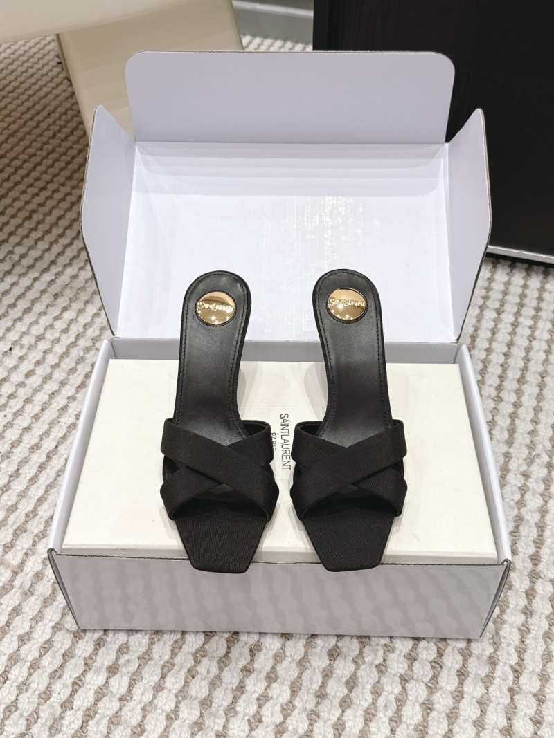 Шелковые туфли-лодочки Saint Laurent